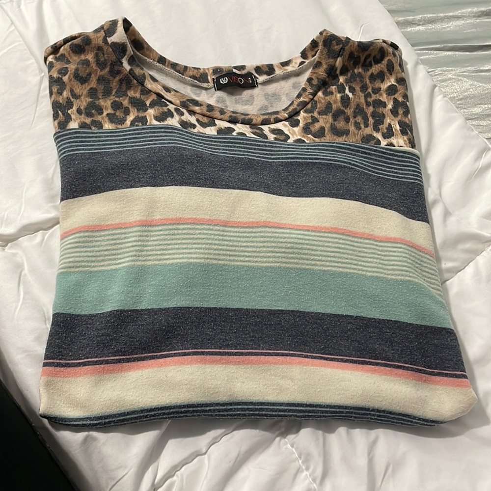 Short sleeve shirt